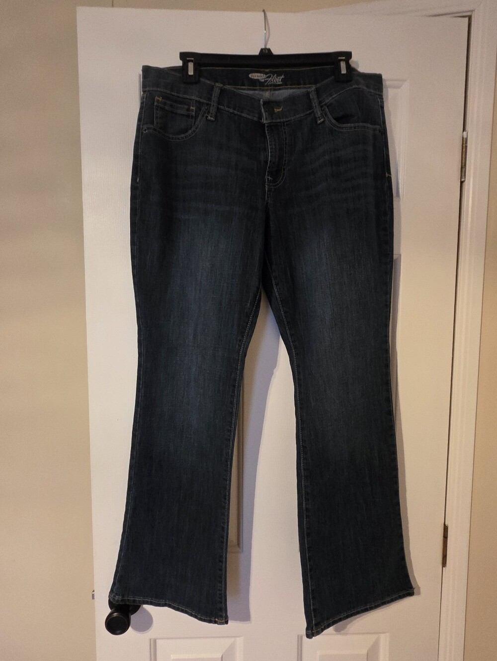 Old Navy The Flirt Dark Jeans